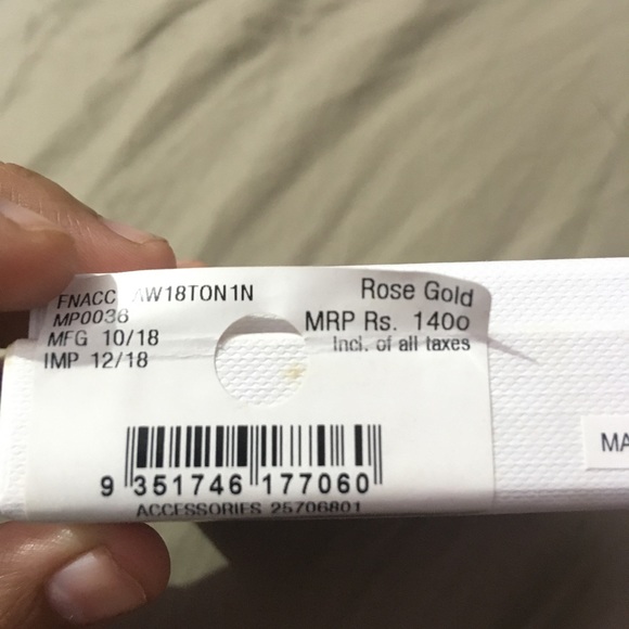 Forever New Pendant Set - Picture 3 of 11